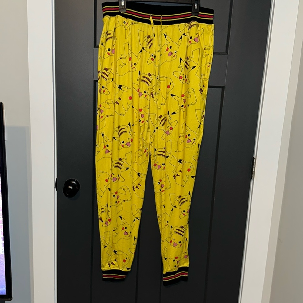 Pokémon pikachu men’s sleep joggers